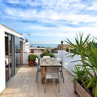 Banana Beach Patacona Rooms，位于瓦伦西亚的酒店
