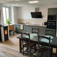 Maison de village，位于Le Mayet-de-Montagne的酒店