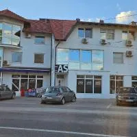 Apartments AS Dubrave,位于Dubrave Gornje的酒店