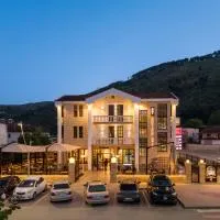 Art Boutique Hotel Berat，位于培拉特的酒店