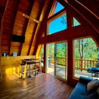 Glamping MORET Cabaña Alpina M2，位于Los Lirios的酒店
