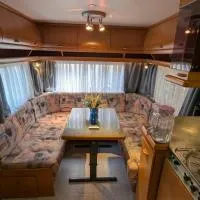 Mikael's Bed & Spa - Camping Suite，位于桑讷菲尤尔的酒店
