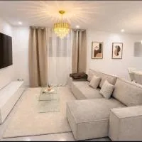 Appartement Prestige 4 pers - Centre-ville - Confort，位于萨尔特河畔萨布雷的酒店