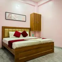 Hotel Vrinda mohan kunj Near Prem Mandir，位于范兰德凡的酒店