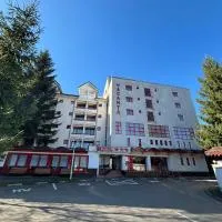 Hotel Vacanța，位于乔阿久拜的酒店