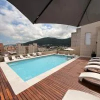 Hotel Alvarado Suites，位于萨尔塔的酒店