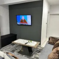 AirbnbTzo，位于Perístasis的酒店