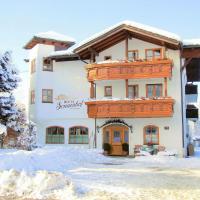 Hotel Sonnenhof - bed & breakfast & appartements，位于因斯布鲁克Igls的酒店