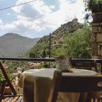Guesthouse Vrenthi，位于卡里泰纳的酒店