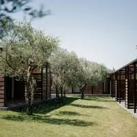 Meraki luxury bungalows，位于Rachonio的酒店