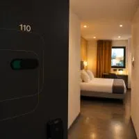 H85,位于夏特的酒店
