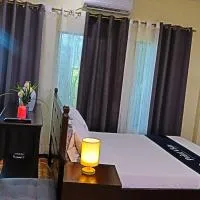 Point Vista Transient Accomodation，位于Daet的酒店