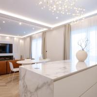 Amazing new 2-bedroom apartment in Split，位于斯普利特的酒店