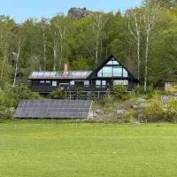 Rösselviks Gård，位于Rösselvik的酒店