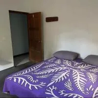 Mih-Loue Huahine Lodge T2，位于法勒的酒店