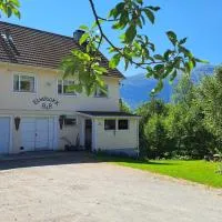Elvebakk Bed & Breakfast，位于Reed的酒店
