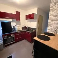 Petit studio charmant，位于Lezoux的酒店