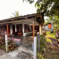 Bunaken Jhon Homestay，位于美娜多的酒店