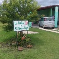 Cabañas en Termas de Guaviyú, Paysandú, Uruguay，位于Quebracho的酒店