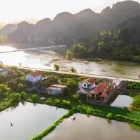 Cometa Villas Ninh Binh，位于宁平的酒店
