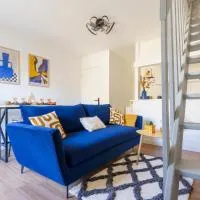 Maisonnette Bleu Horizon avec jardin - 2min Gare - Serenito Homes，位于Saint-Just-en-Chaussée的酒店