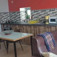Escale en sud Charente，位于Chavenat的酒店