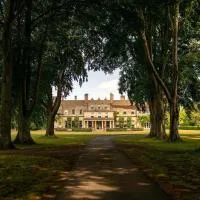 Lucknam Park, Emblems Collection，位于奇彭纳姆的酒店
