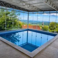 Letto Hotel Candeeiro da Serra，位于Salvador do Sul的酒店