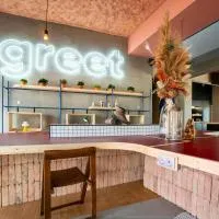 greet hotel Cernay Mulhouse，位于塞尔奈的酒店