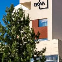 Hotel Nova Luxury，位于特尔戈维什泰的酒店