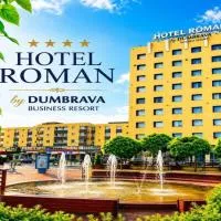 Hotel Roman by Dumbrava Business Resort，位于罗曼的酒店