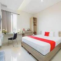 RedDoorz Plus @ Cirebon City Center，位于井里汶的酒店