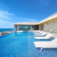 RIHGA Royal Resort Okinawa Chatan，位于北谷町的酒店