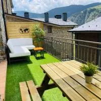APARTAMENTO CANILLO Wifi-Parquing free-Terraza HUT1-5213,位于卡尼略的酒店