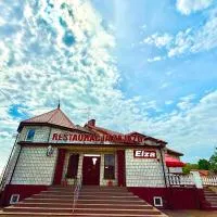 Zajazd-Restauracja ELZA，位于库特诺的酒店