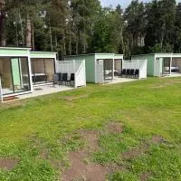 Teemeistri Camp，位于Tõrva的酒店