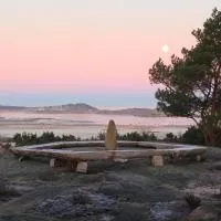Färjås Yogaretreats B&B - Sea, Nature and Silence，位于Vallda的酒店