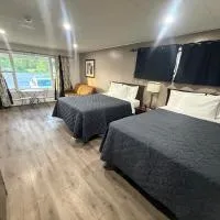 Nites Inn Motel，位于康沃尔的酒店