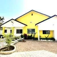 B & B Villa Calliandra，位于Bijilo的酒店