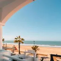 Hotel Vértice Chipiona Mar，位于奇皮奥纳的酒店