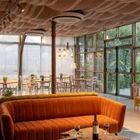 Almog Hotel，位于阿尔莫格的酒店