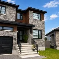 Elegant Country Retreat，位于Embrun的酒店