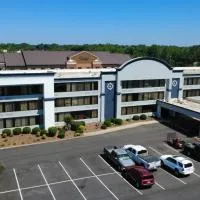 SureStay by Best Western Charlotte Matthews，位于马修斯的酒店