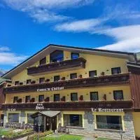 Hotel Comtes De Challant，位于费尼斯的酒店