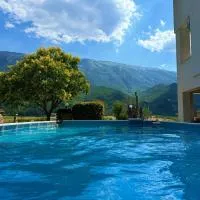 Kutal Park Inn Hotel，位于佩尔梅特的酒店