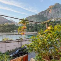 Casa de praia com vista incr&iacute;vel das montanhas e floresta do Rio，位于里约热内卢的酒店