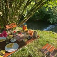 Hotel Hirsch Fluorn Schwarzwald，位于Fluorn的酒店