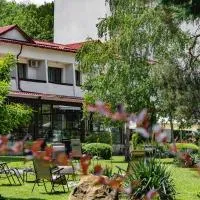 Hotel Sallaris Monteoru,位于萨拉他蒙蒂鲁的酒店