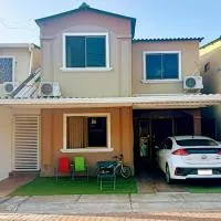 Dpto 3dorm 1-8pers 5 camas Piscina Seguridad 24h，位于瓜亚基尔的酒店