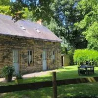 Gîte paisible en parc arboré, 3 ch., prox. Nantes/Rennes, équipements bébé, activités plein air - FR-1-306-1115，位于Nozay的酒店